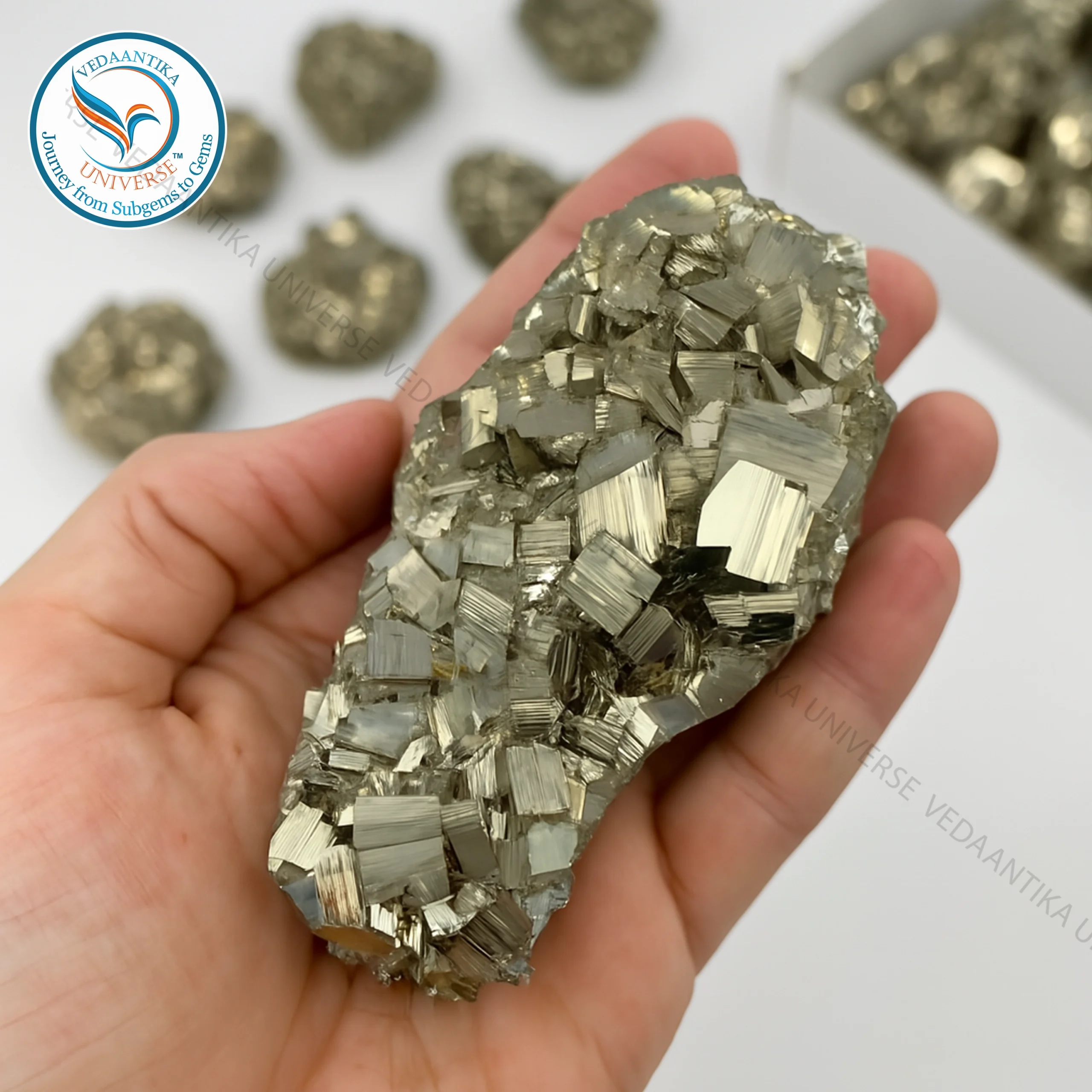 Pyrite cluster box golden crystal set